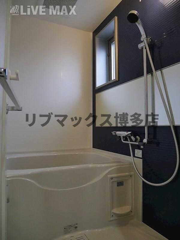 ヴィラージュ天神南弐番館の物件内観写真