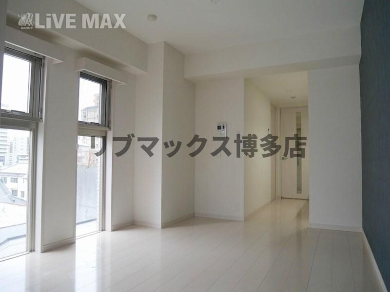 ヴィラージュ天神南弐番館の物件内観写真
