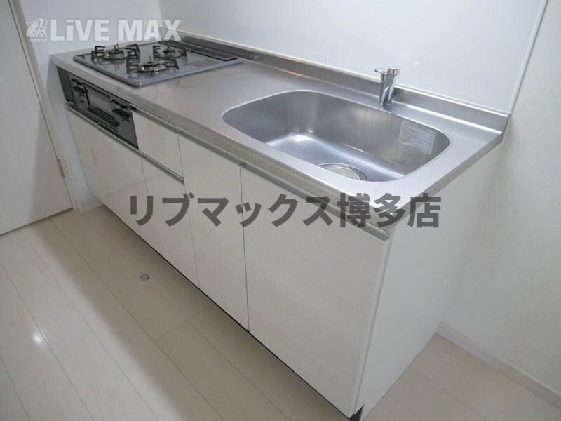 ヴィラージュ天神南弐番館の物件内観写真