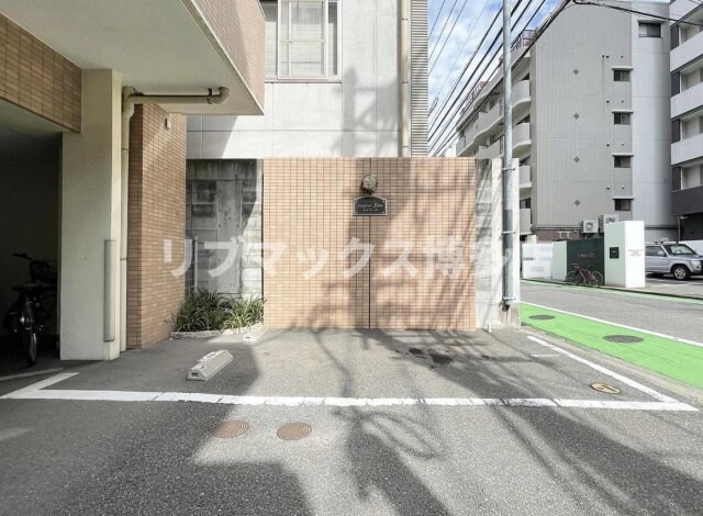 アンプルールベトンカルティエの物件外観写真