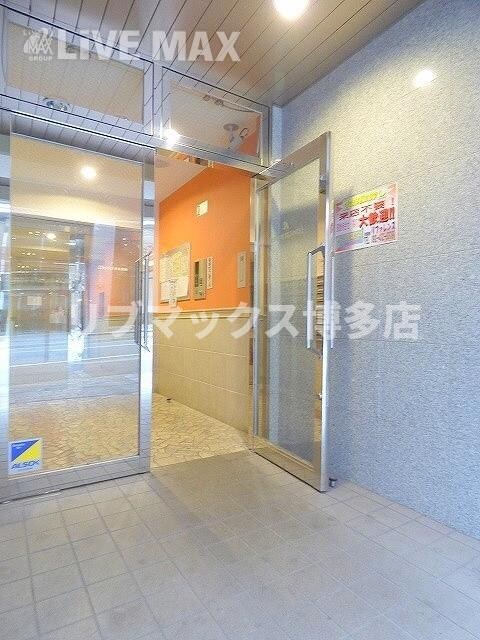 リファレンス博多駅前の物件外観写真