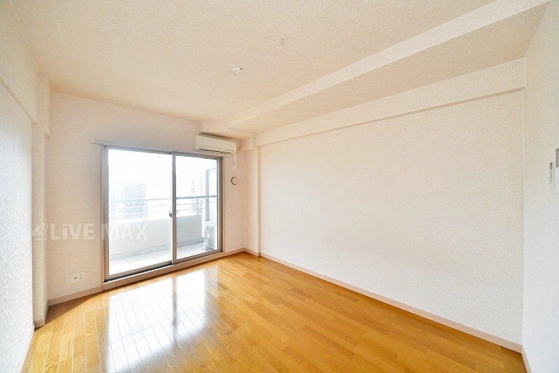 サヴォイザ・パームストリートの物件内観写真