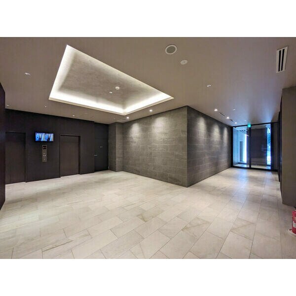 YAKUIN SQUAREの物件外観写真