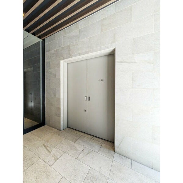 YAKUIN SQUAREの物件内観写真