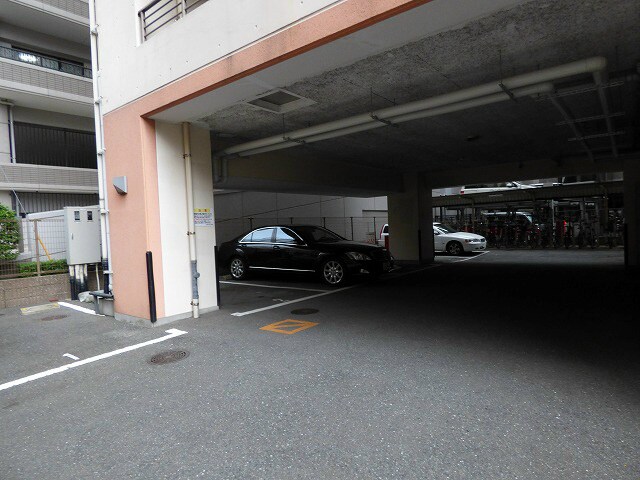 アントゥール薬院の物件外観写真