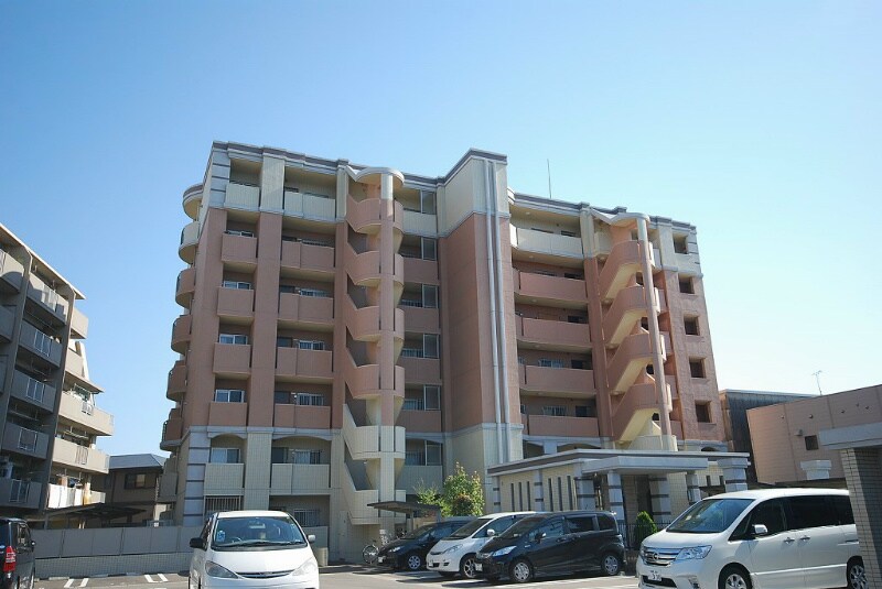 エクセレンテシャルムの物件外観写真