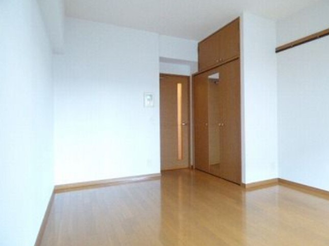 ピュアドーム箱崎ステーションの物件内観写真