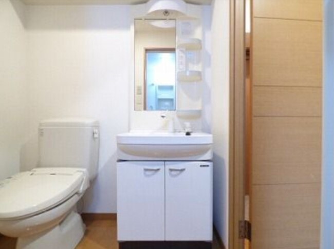 ピュアドーム箱崎ステーションの物件内観写真