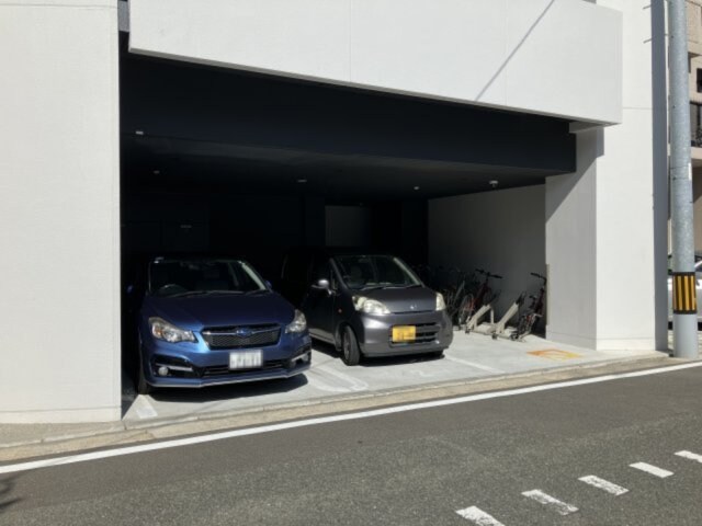 C　CHARMANT　HAKATAの物件外観写真