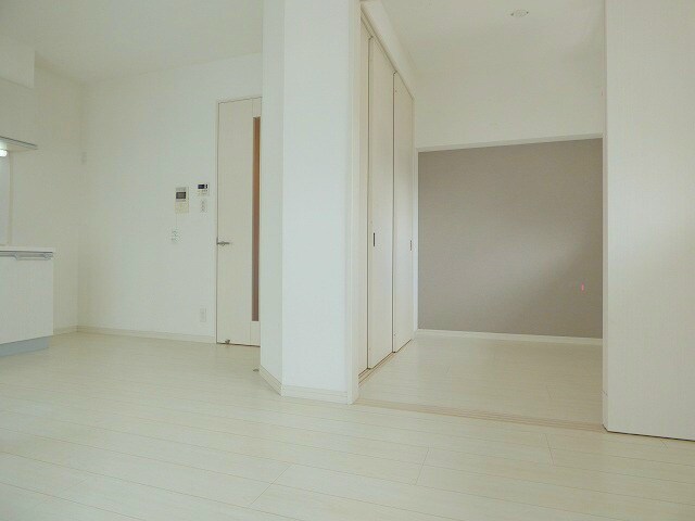 レジデンシャルヒルズリバープレイスの物件内観写真