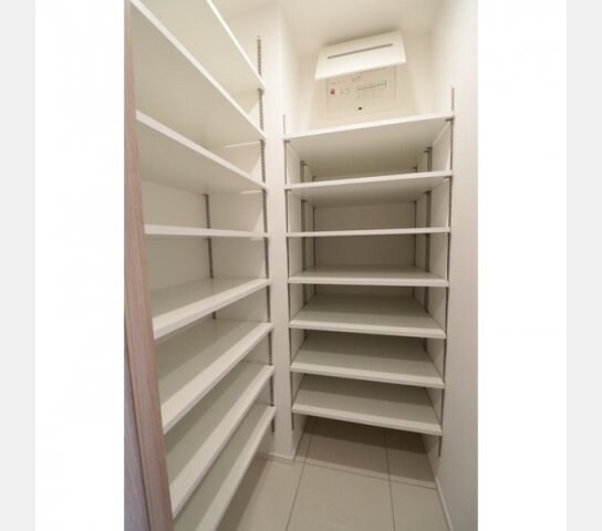 ウエリスアーバン中野坂上の物件内観写真