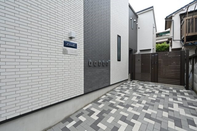 四谷三丁目駅 徒歩5分 2階の物件外観写真