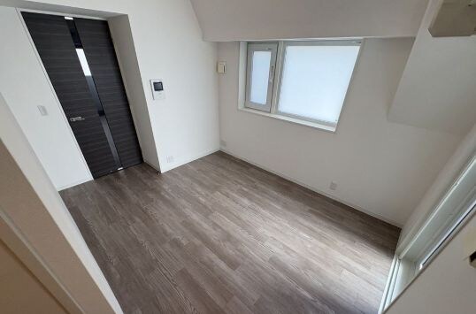 コスモリード新宿余丁町の物件内観写真