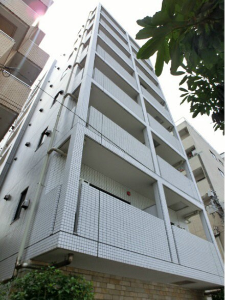 トーシンフェニックス新宿余丁町の物件外観写真