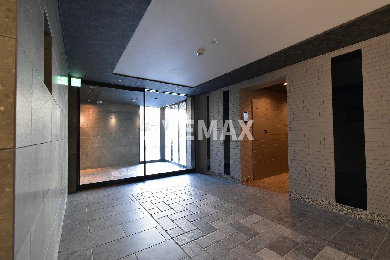 市谷鷹匠町レジデンスの物件外観写真