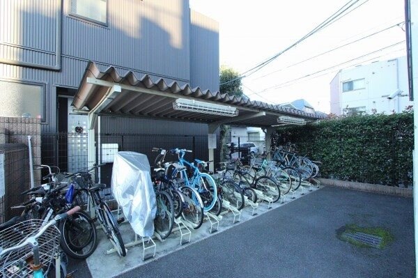 プラウドフラット代々木上原の物件外観写真