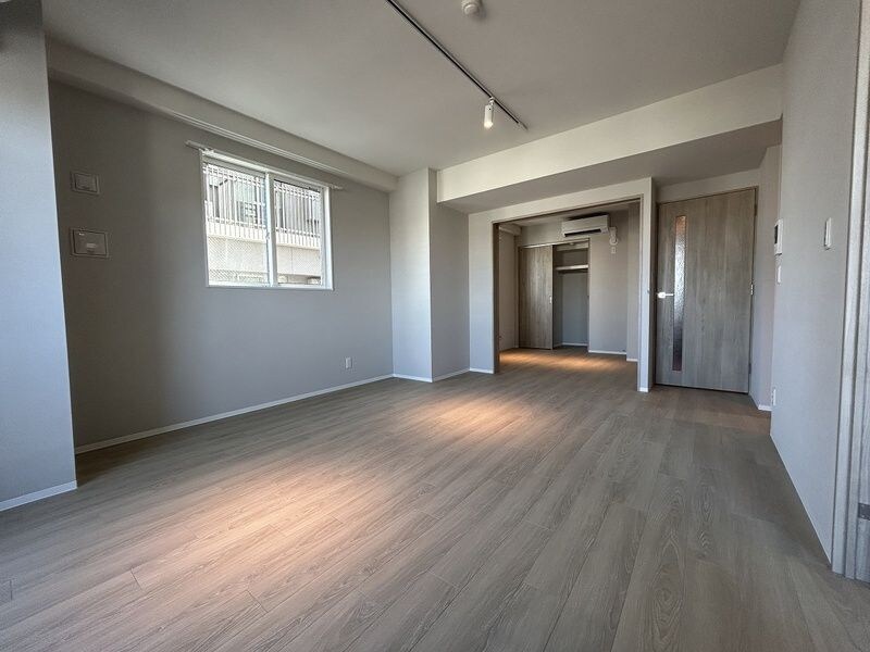 新中野駅 徒歩6分 2階の物件内観写真