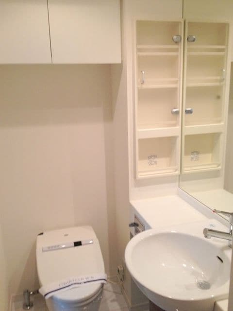 新宿駅 徒歩8分 10階の物件内観写真