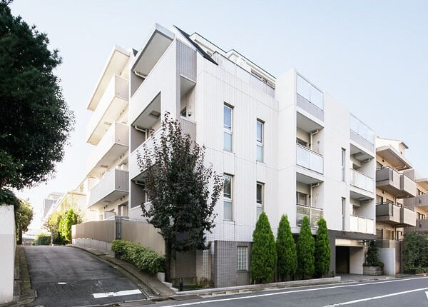 牛込柳町駅 徒歩4分 4階の物件外観写真