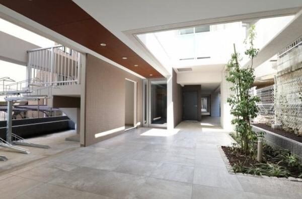 代々木駅 徒歩5分 2階の物件内観写真