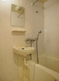 新井薬師前駅 徒歩6分 1階の物件内観写真