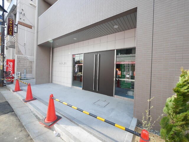 中野駅 徒歩2分 2階の物件外観写真