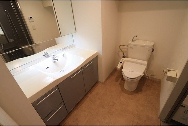 飯田橋駅 徒歩8分 4階の物件内観写真