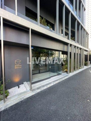 ZOOM新宿御苑前の物件外観写真