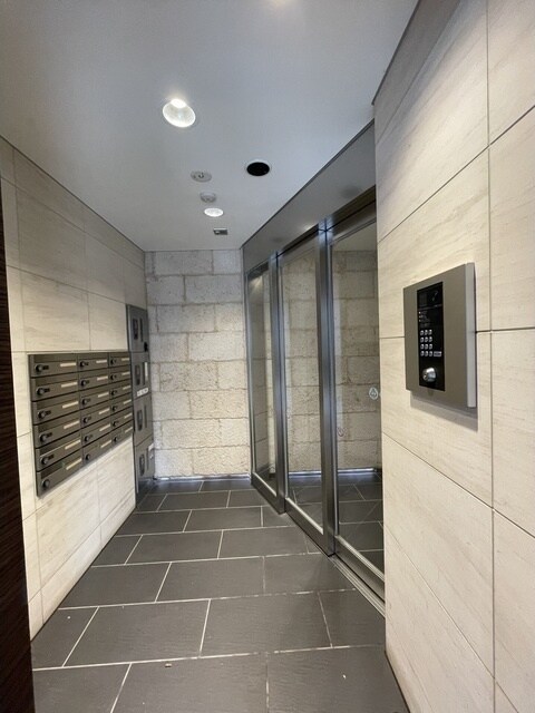 ウェルロード中野新橋の物件外観写真