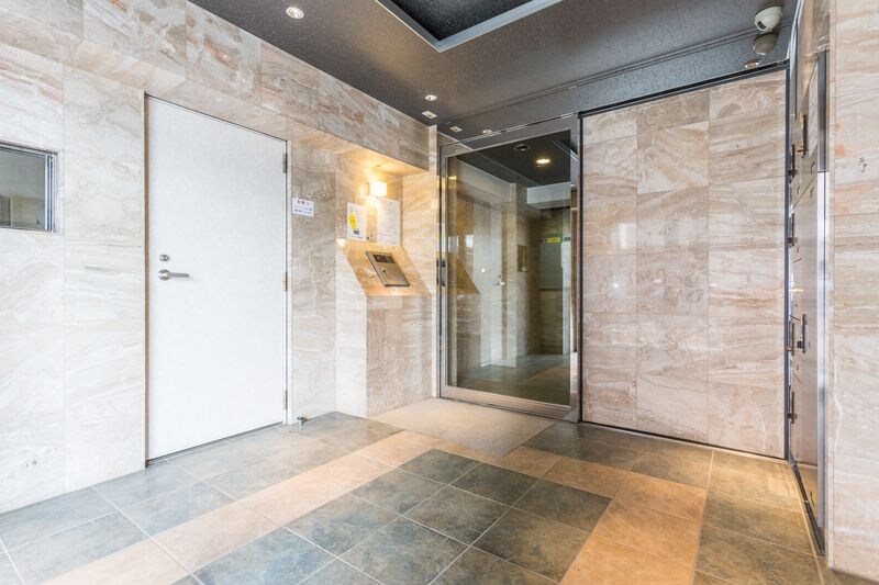 スカイコート市ヶ谷柳町の物件外観写真