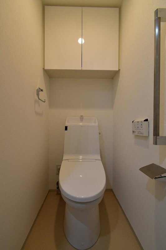 新宿御苑前駅 徒歩4分 12階の物件内観写真