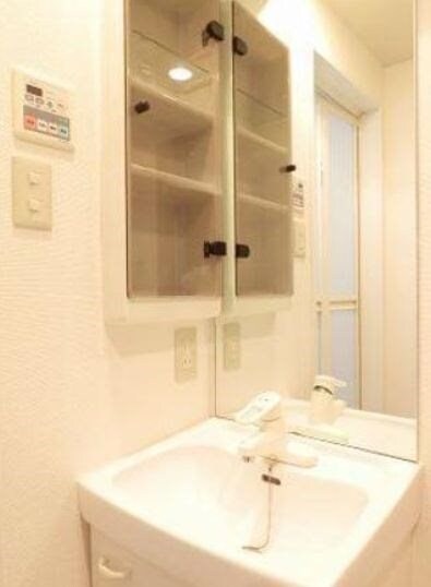 東新宿駅 徒歩2分 5階の物件内観写真