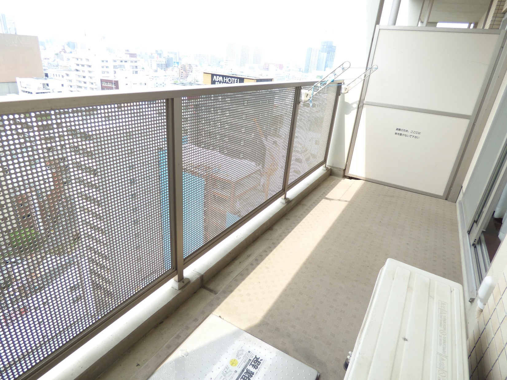 プラーズタワー東新宿の物件内観写真