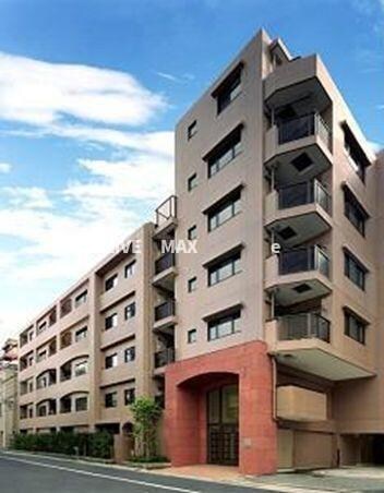 代々木公園駅 徒歩4分 3階の物件外観写真