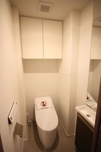 新宿三丁目駅 徒歩7分 1階の物件内観写真