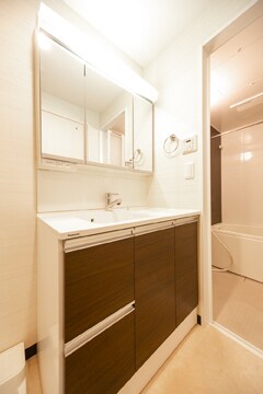 西新宿五丁目駅 徒歩6分 9階の物件内観写真