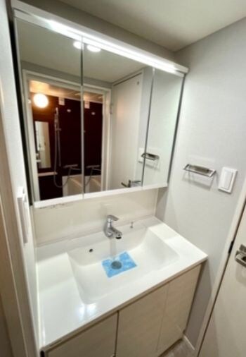 新宿三丁目駅 徒歩5分 4階の物件内観写真