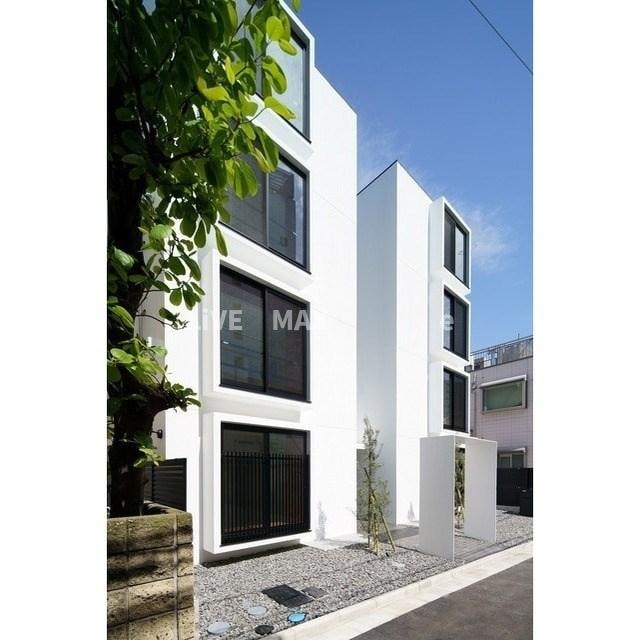 初台駅 徒歩6分 3階の物件外観写真