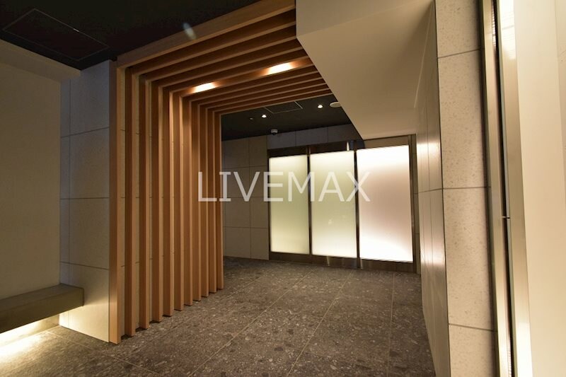 ルフォンプログレ四谷の物件外観写真