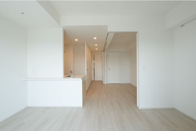 コンフォリア東新宿の物件内観写真