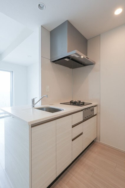 コンフォリア東新宿の物件内観写真