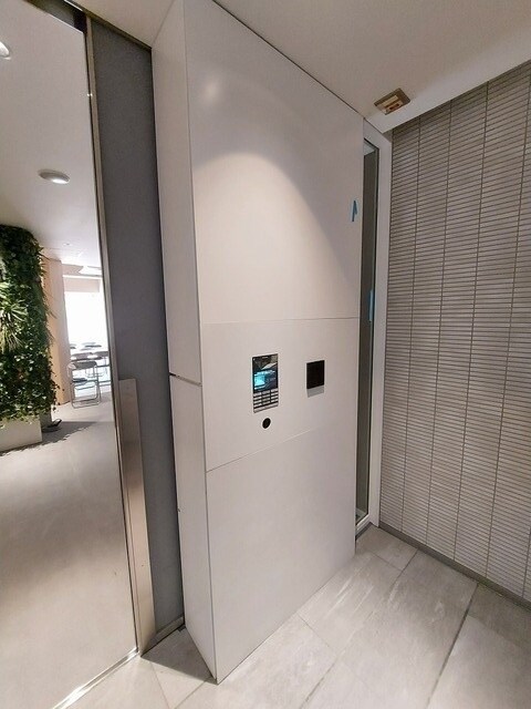 コンフォリア東新宿の物件外観写真