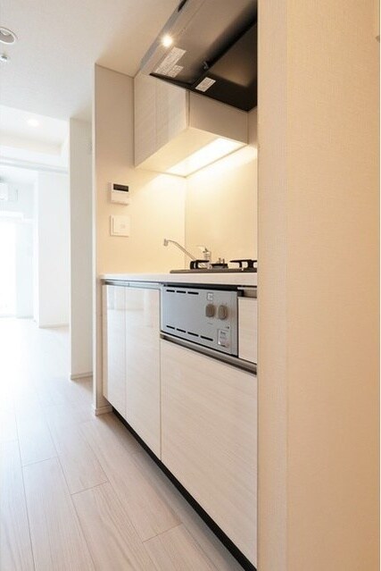 コンフォリア東新宿の物件内観写真