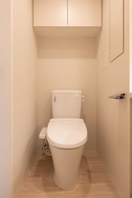 コンフォリア東新宿の物件内観写真