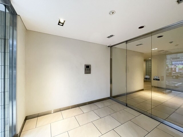 エスティメゾン東新宿の物件内観写真