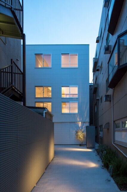 フォルトゥーナ初台の物件外観写真