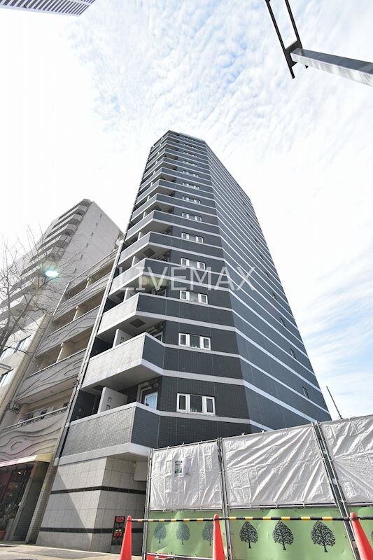 ステージファースト西新宿の物件外観写真