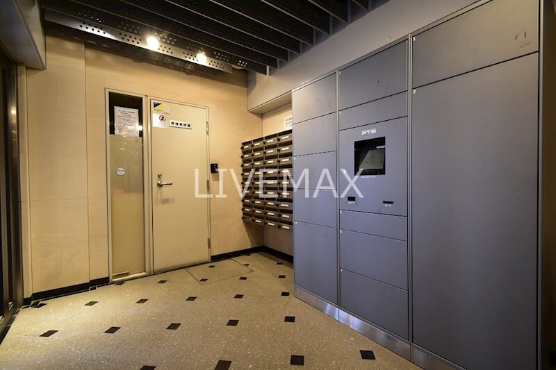 ステージファースト西新宿の物件外観写真