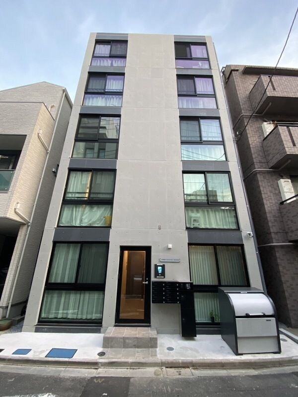 アトリオ新宿早稲田の物件外観写真