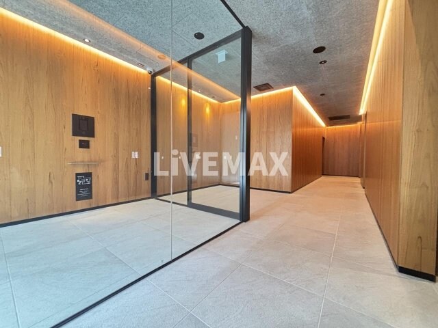 ZOOM信濃町の物件外観写真